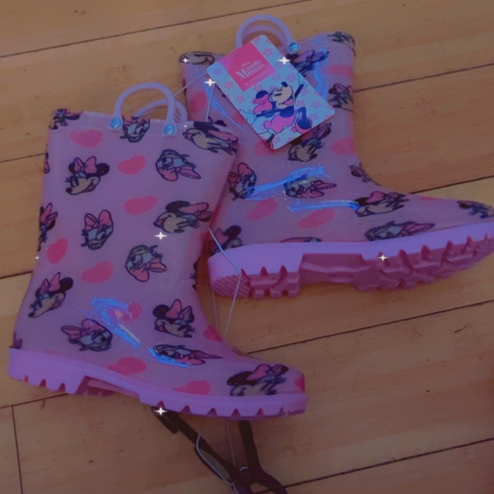 Minnie Mouse Rain boots in all sizes